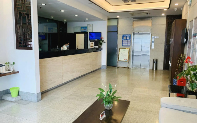 Jinjiang Inn (Shenzhen Futian Exhibition Center Fumin Metro Station)