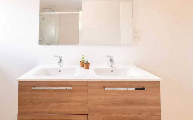 Charming Holiday Home With Private Pool