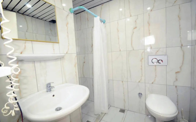 Serin Hotel