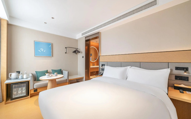 Ji Hotel (Shanghai Zhoupu, Wanda Plaza)