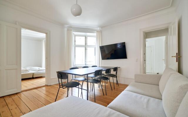 ★140SQM · Beautiful Apartment · Heart of CPH★