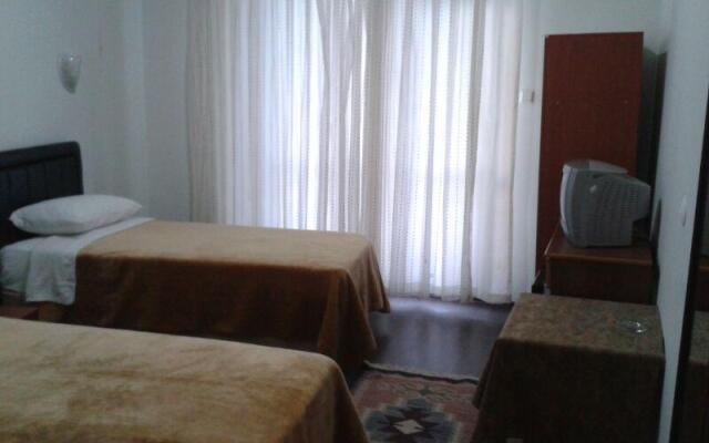 Abana Berrunil Otel