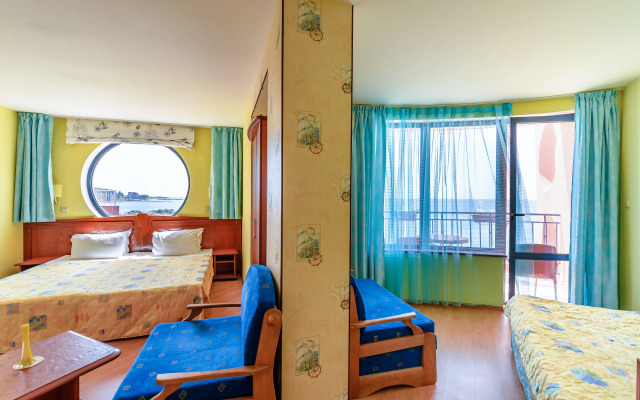 Family Hotel Evridika