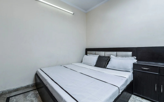 OYO 15763 Hotel Grand inn