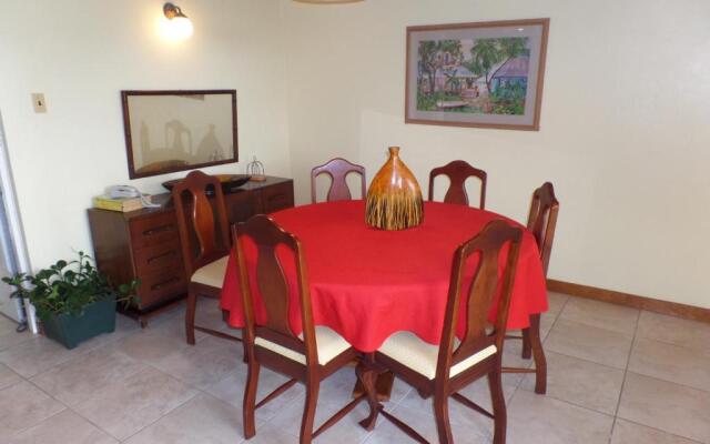 Miramar 6 Bedroom on the Beach