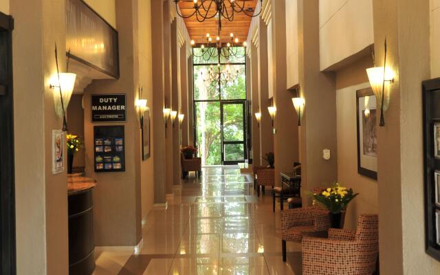 Safari Hotel & Convention Centre
