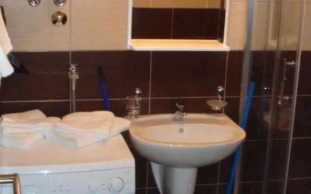 Apartments Tipon