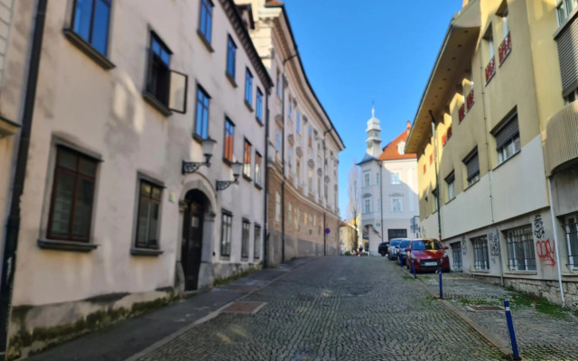 Mart's Choice Apartment