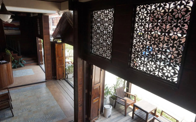 Wongsaisiri Srichiangkhan Hotel