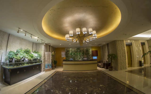 Yangzhou Changqing International Hotel