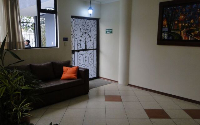 Hotel LEF