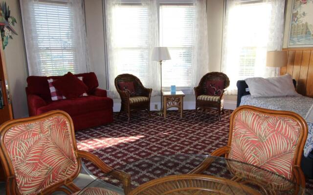 Edgewater Beach inn and suites