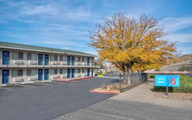 Studio 6 Albuquerque Nm Midtown