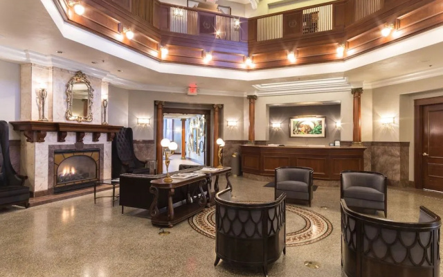 Hotel Winneshiek