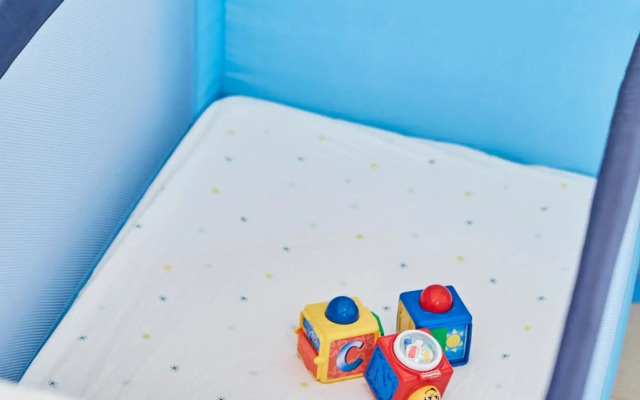 Sunny Beachfront Escape