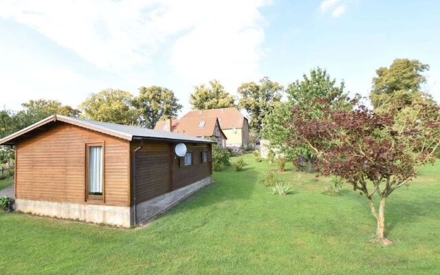 Lovely Bungalow near Sea in Elmenhorst