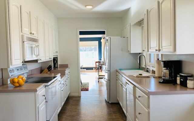 Private Fireside Nest on Huge Lot Near Old Town!