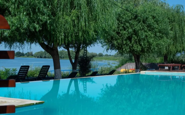 Paradise Delta House