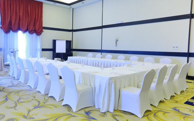 Awaliv International Hotel