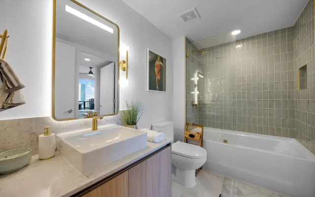 DTW Miami Luxury 1BR with Urban Views