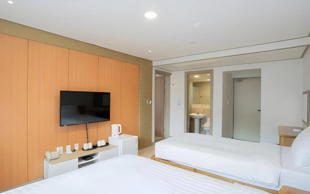 J2 Family Hotel Jeju