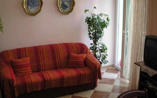 Split Apartments Peric