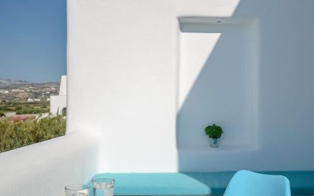 Naxian Spirit Suites & Apartments