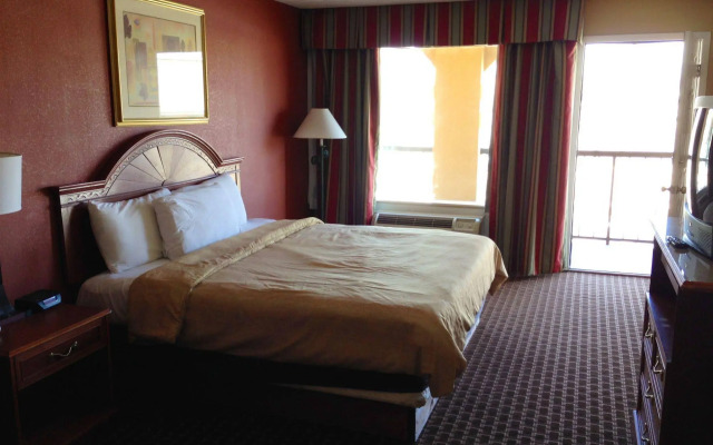 Econo Lodge Sevierville-Pigeon Forge on the River