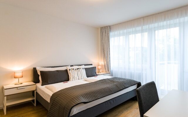 Frederics Serviced Apartments - Dantestr