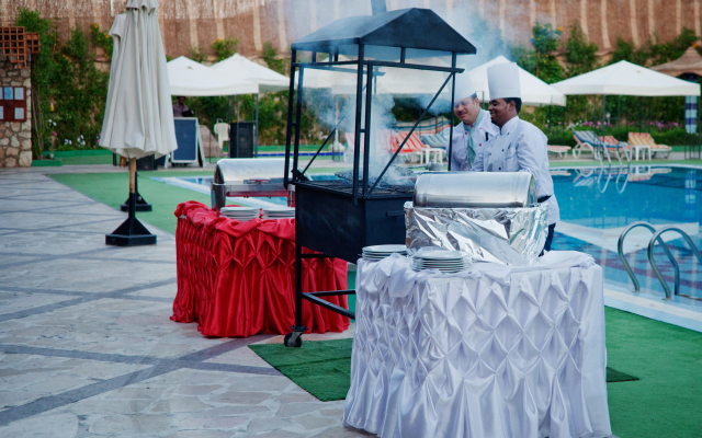 Falcon Naama Star Hotel