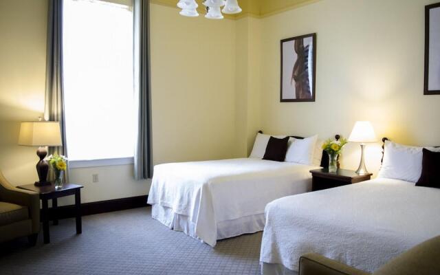 Sheridan Livery Inn & Restaurant