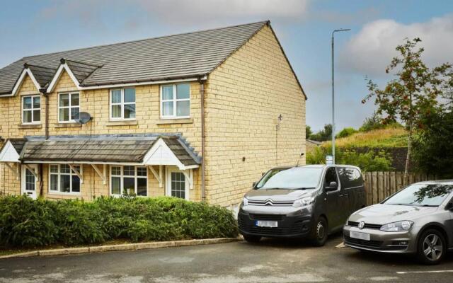Halifax Gorgeous New Home - 3 bedrooms