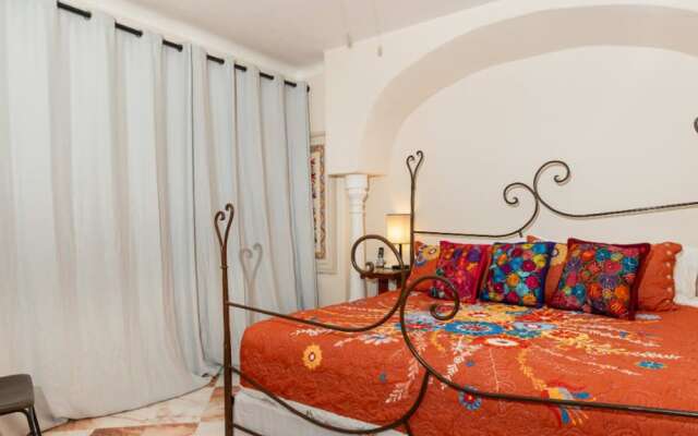 Ocean Front Penthouse Pool Sleeps 8 People
