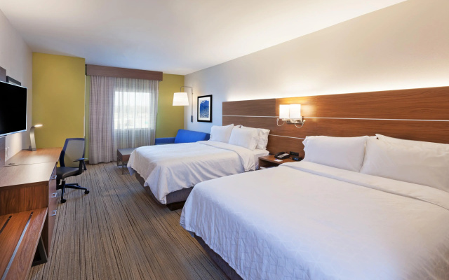Holiday Inn Express & Suites Lenexa - Overland Park Area by IHG