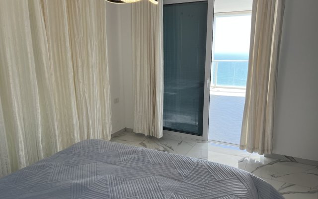 Prince Palace Hadera White Beach