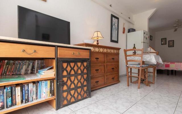 Santa Maria 131 - Studio with air conditioning