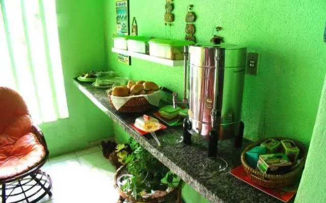 Verdes Mares Hostel