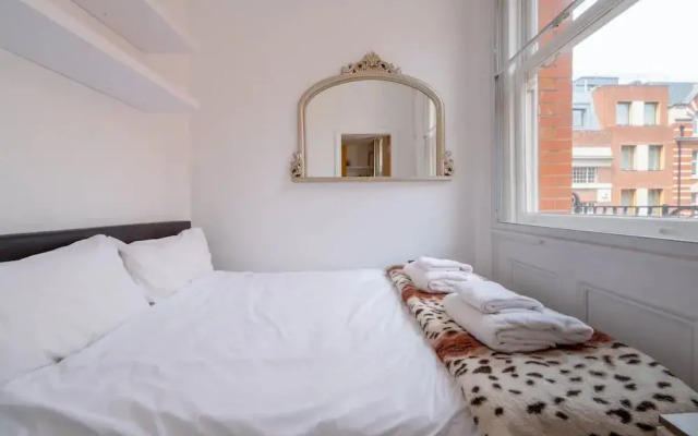 Central & Cosy 1BD Flat - Soho