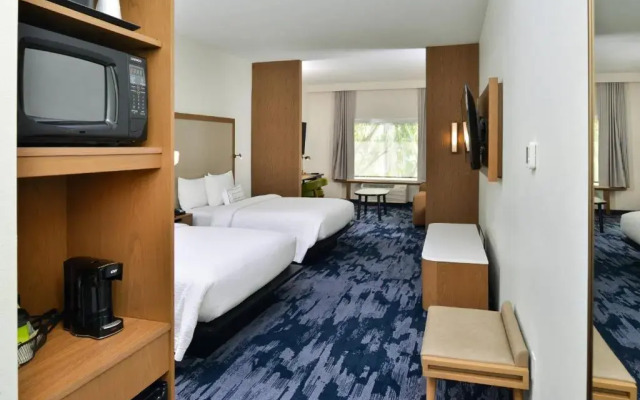 Fairfield Inn & Suites Charlotte University Research Park