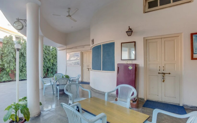Lakshmi Guest House