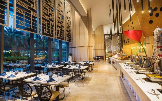 Ramada Plaza by Wyndham Sanya Bay