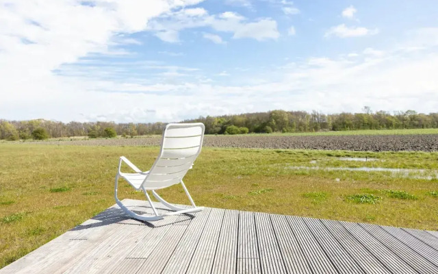 Tranquil Holiday Home With Garden