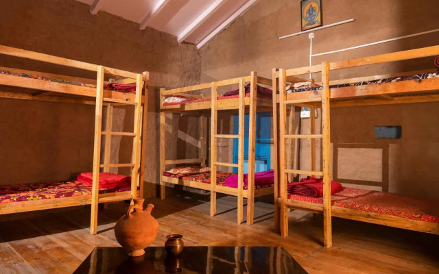 HOTs hostel Nainital