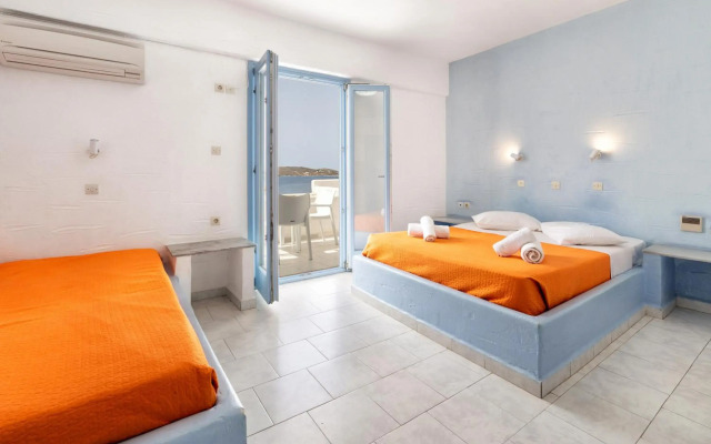 Stratos Studios & Apartments