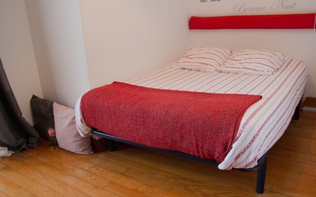 ALFAMA 3B - Balby's Bed&Breakfast