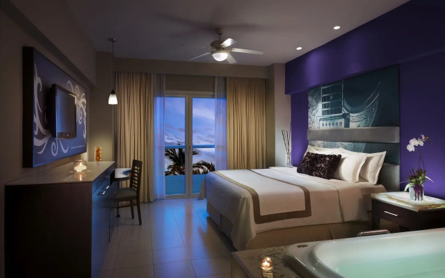 Hard Rock Hotel Vallarta - All Inclusive