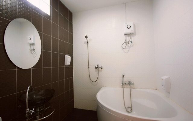 Topaas Resort And Swimmimg Pool