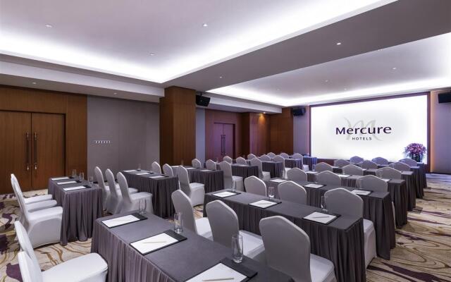 Mercure Shenzhen Longgang - Pinghu Railway Station