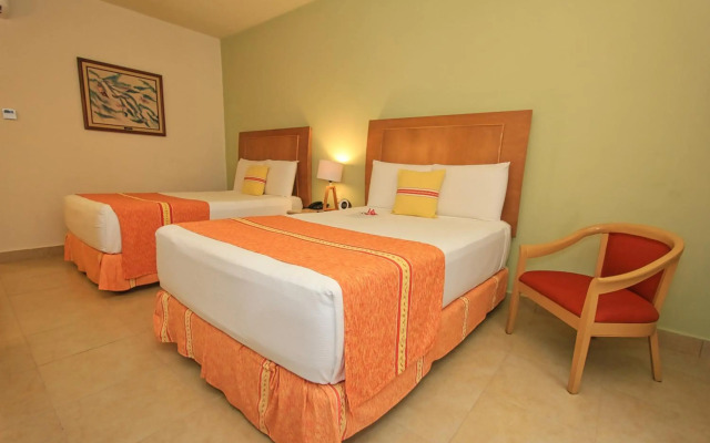 Binniguenda Huatulco & Beach Club