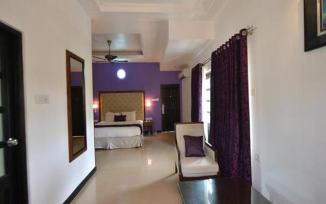 Silver Sands Hideaway Hotel
